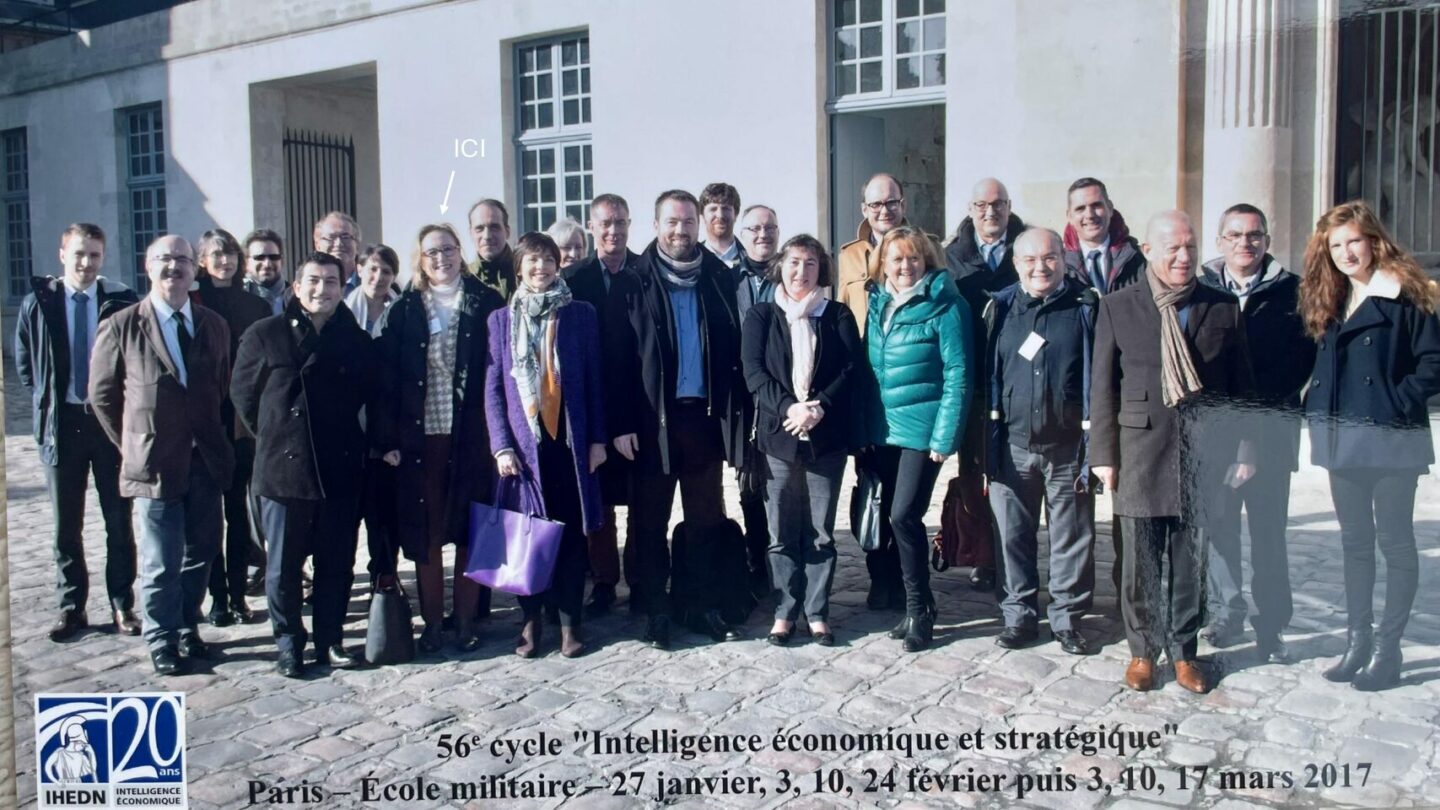 Rapporteur du 2ème groupe Stratégie Véhicule Autonome pour France IA
Crédit photo: IHEDN
